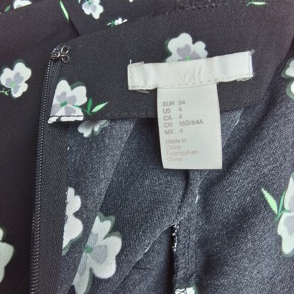 H&M Mini Skirt Sz 4 Black Floral Boho Tiered‎ Asymmetrical Ruffle Mid Rise - Picture 6 of 6
